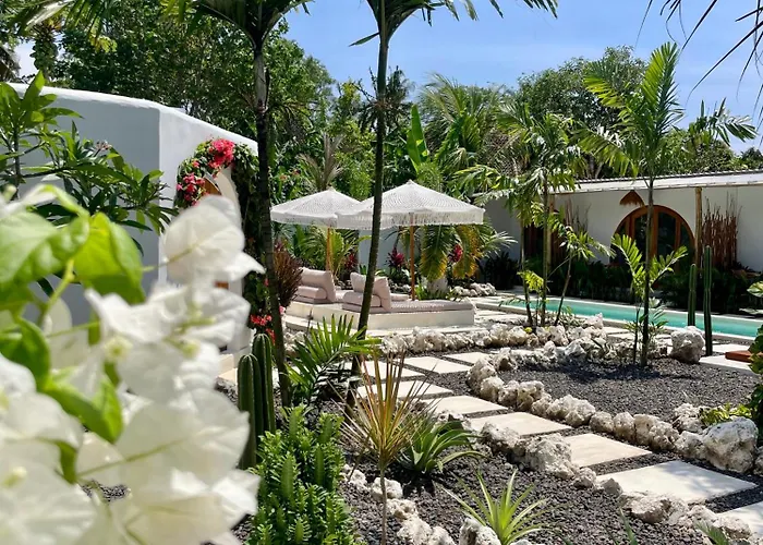 Hotel Alma Nusa Penida *